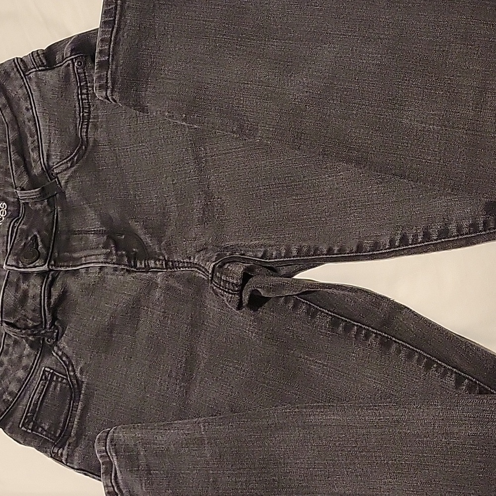 💲Maurices Distressed Black Colored Jeans. Sz Medium Long 3/$8 - Picture 4 of 4
